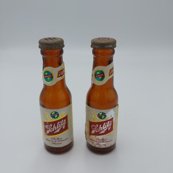Vintage Schlitz Beer Salt and Pepper Shakers - Picture 1 of 3